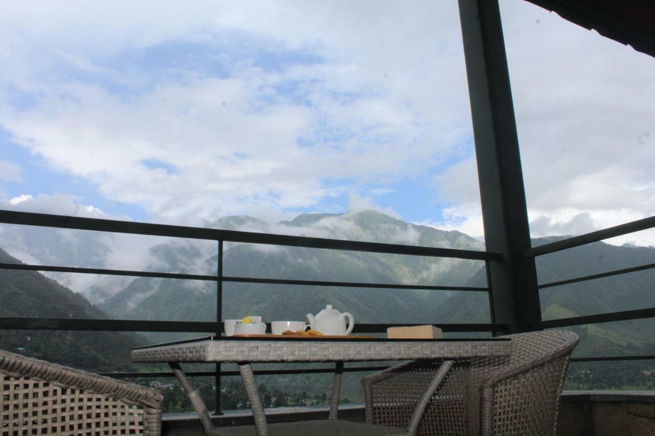Araiya Palampur Hotel Eksteriør billede