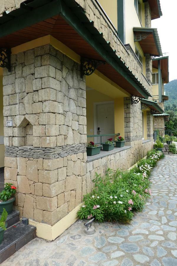 Araiya Palampur Hotel Eksteriør billede
