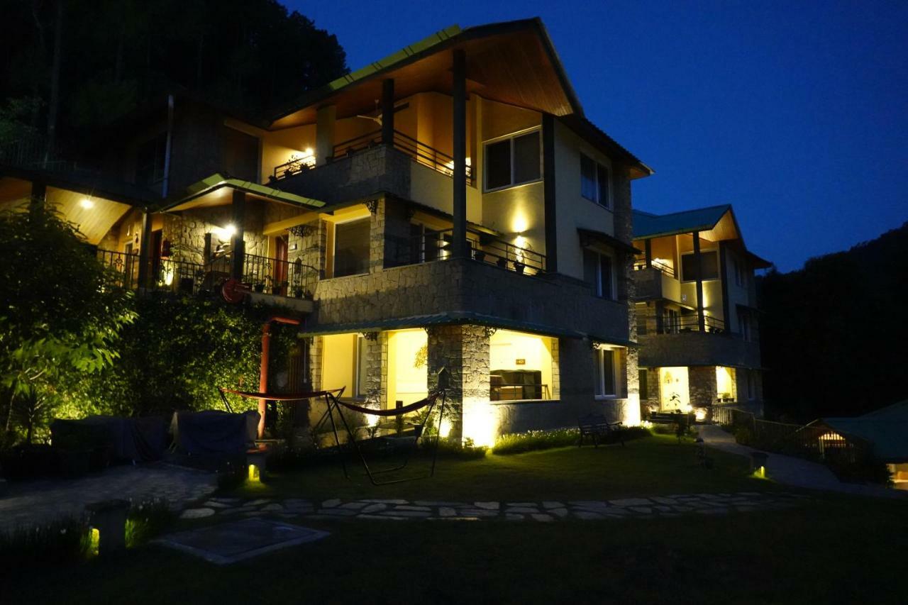 Araiya Palampur Hotel Eksteriør billede