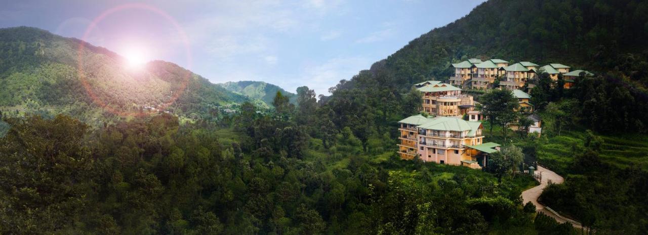 Araiya Palampur Hotel Eksteriør billede